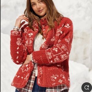 Wrangler Retro printed Sherpa jacked in burnt paisley